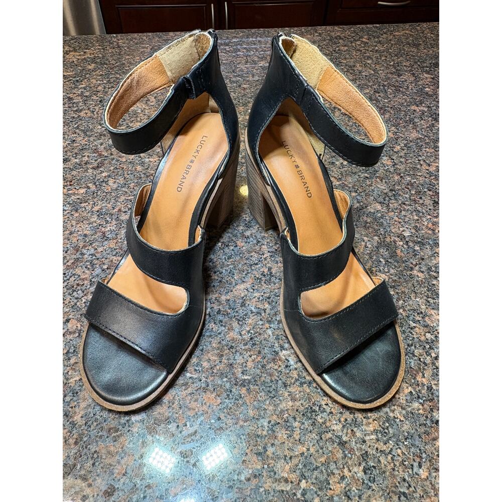 Lucky Brand Women's Valka Ankle Strap Block Heel Sandal Size 8.5 - Picture 9 of 12